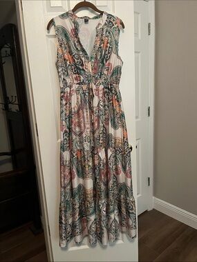 SHEIN White Maxi Dress with Teal, Coral and Mustard Paisley Print